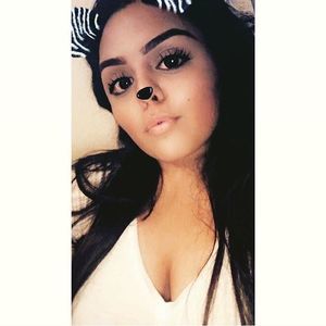 Meet your Posher, Carolina